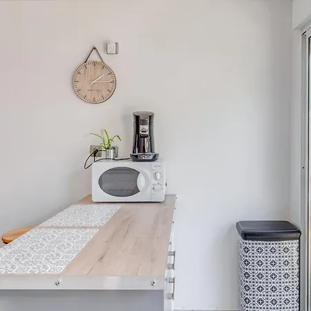 Dionysos * Ле-Гро-д'Агд