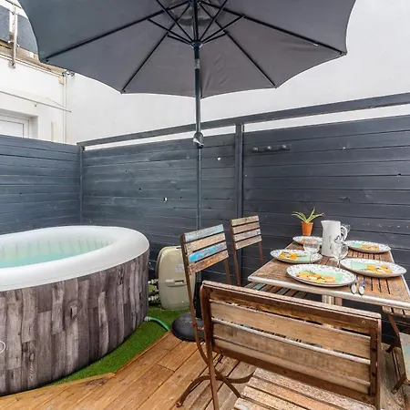 Апартаменты Dionysos Ле-Гро-д'Агд